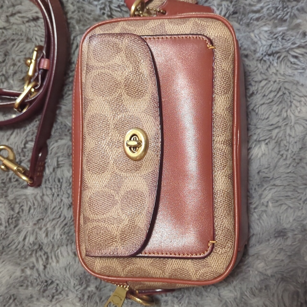 Coach Willow Camera Bag Gem